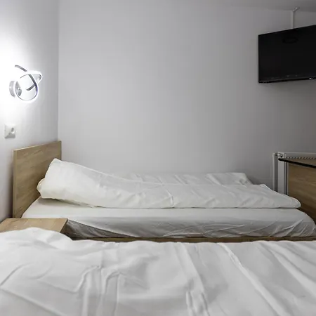 Homestay Pensiunea Aries Craiova